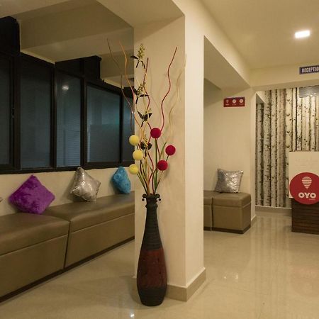 Oyo 10254 Hotel Taha Pride Nagpur Buitenkant foto