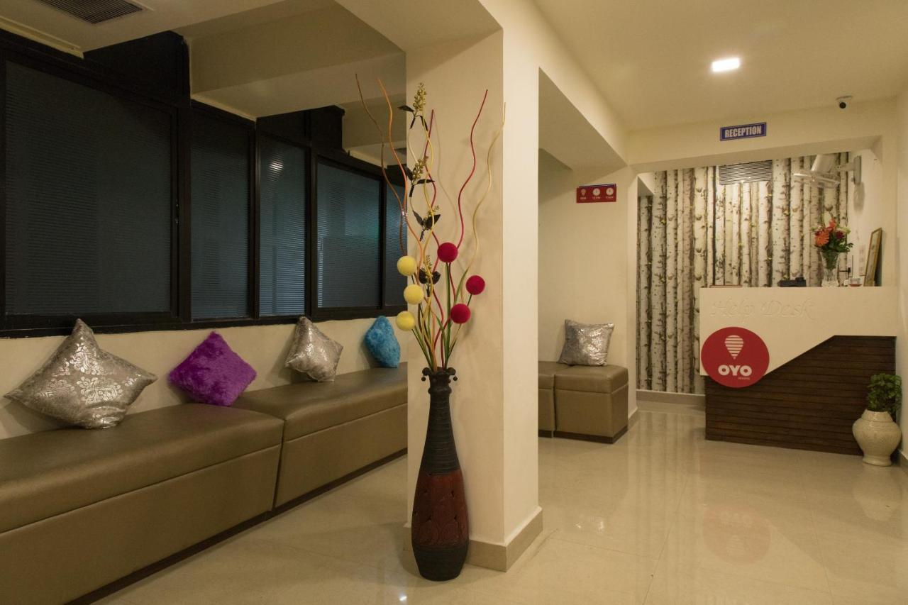 Oyo 10254 Hotel Taha Pride Nagpur Buitenkant foto