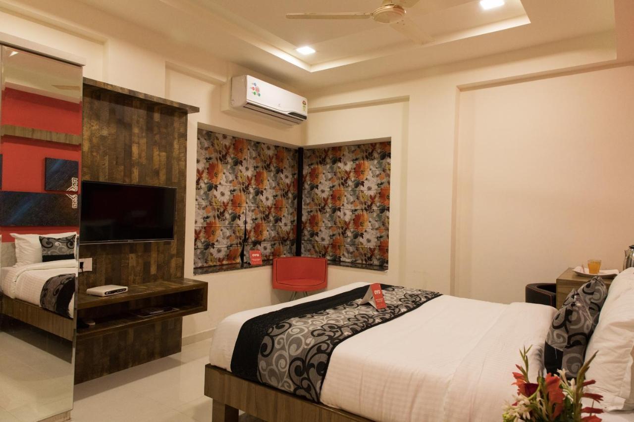 Oyo 10254 Hotel Taha Pride Nagpur Buitenkant foto